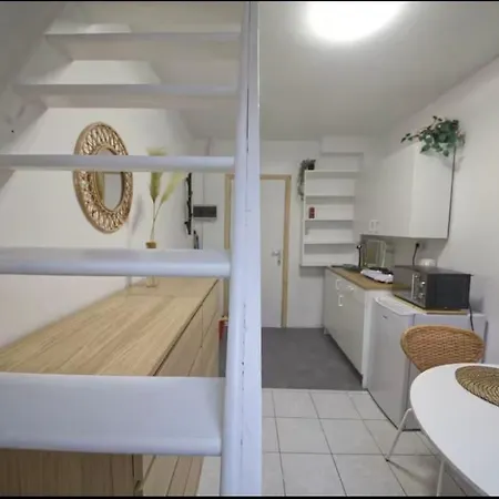 Bruxelles Nid Douillet Et Chaleureux Apartment Exterior photo